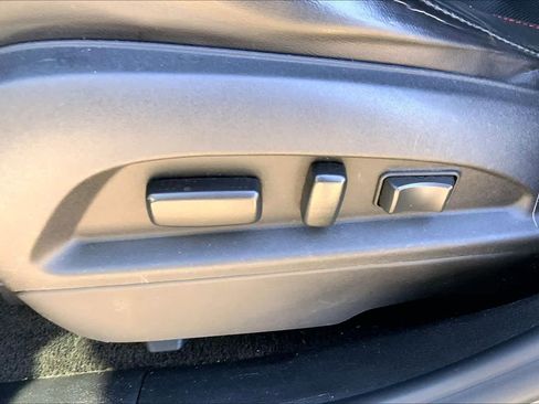 Used 2017 Chevrolet Equinox Premier w/ Enhanced Convenience Package image 33