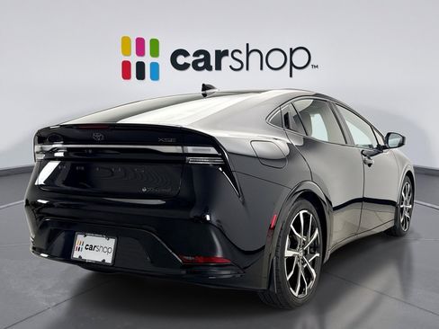 Used 2024 Toyota Prius Prime Premium w/ Advanced Technology Package image 5