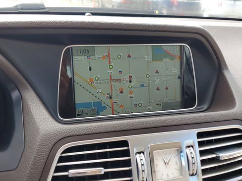 Used 2014 Mercedes-Benz E 350 Cabriolet image 21