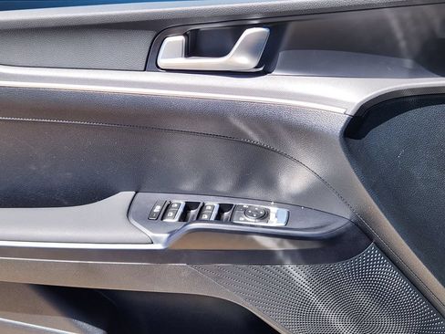 New 2026 Kia K5 LXS FWD image 6