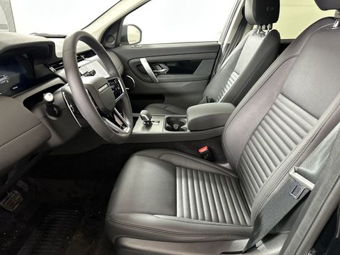 Used 2025 Land Rover Discovery Sport S AWD/4WD image 4