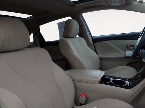 Used 2011 Toyota Venza AWD w/ Security Pkg image 15