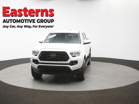 Used 2021 Toyota Tacoma SR AWD/4WD image 53