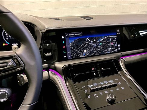 New 2026 Porsche Panamera 4 image 9