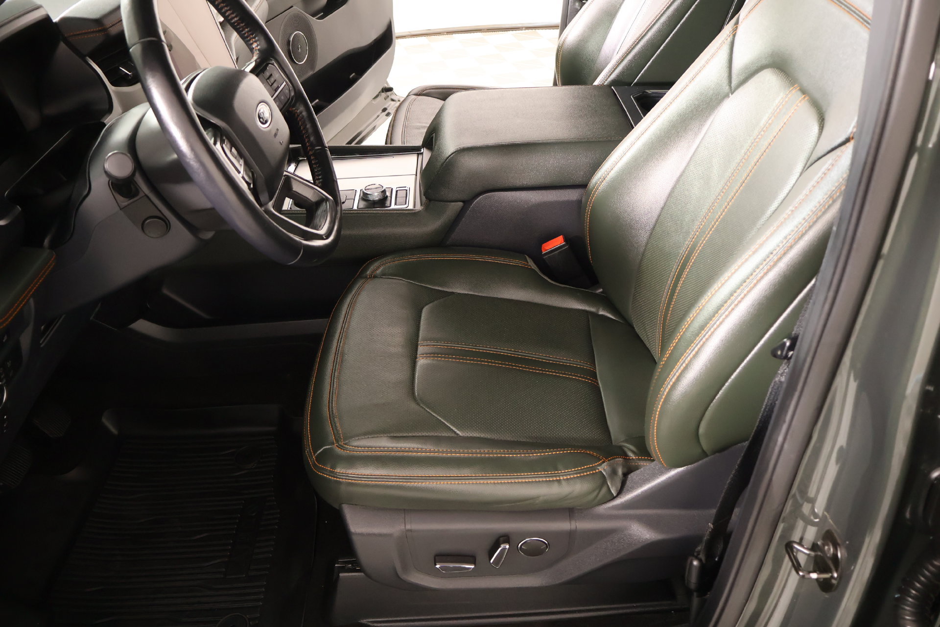 Used 2022 Ford Expedition Timberline AWD/4WD image 11