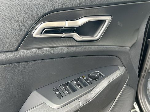 New 2026 Kia Sportage LX image 17