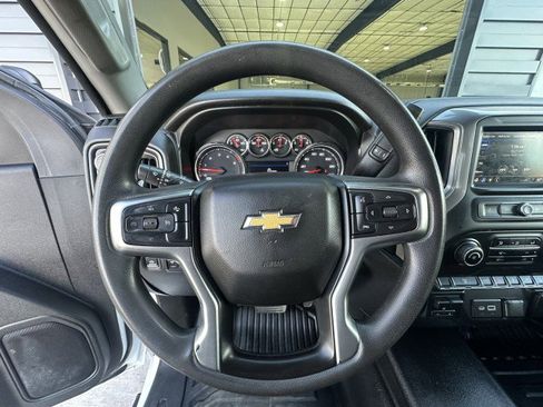Used 2021 Chevrolet Silverado 2500 W/T w/ WT Convenience Package image 17