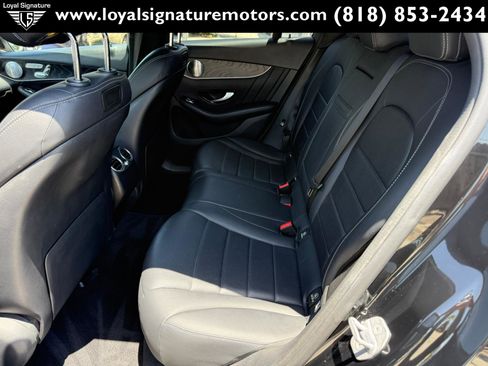 Used 2018 Mercedes-Benz GLC 300 4MATIC Coupe image 13