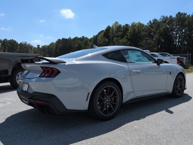 Used 2026 Ford Mustang Dark Horse RWD image 4