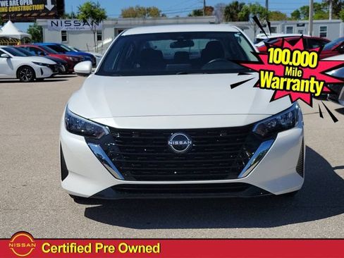 Used 2025 Nissan Sentra SV FWD image 1