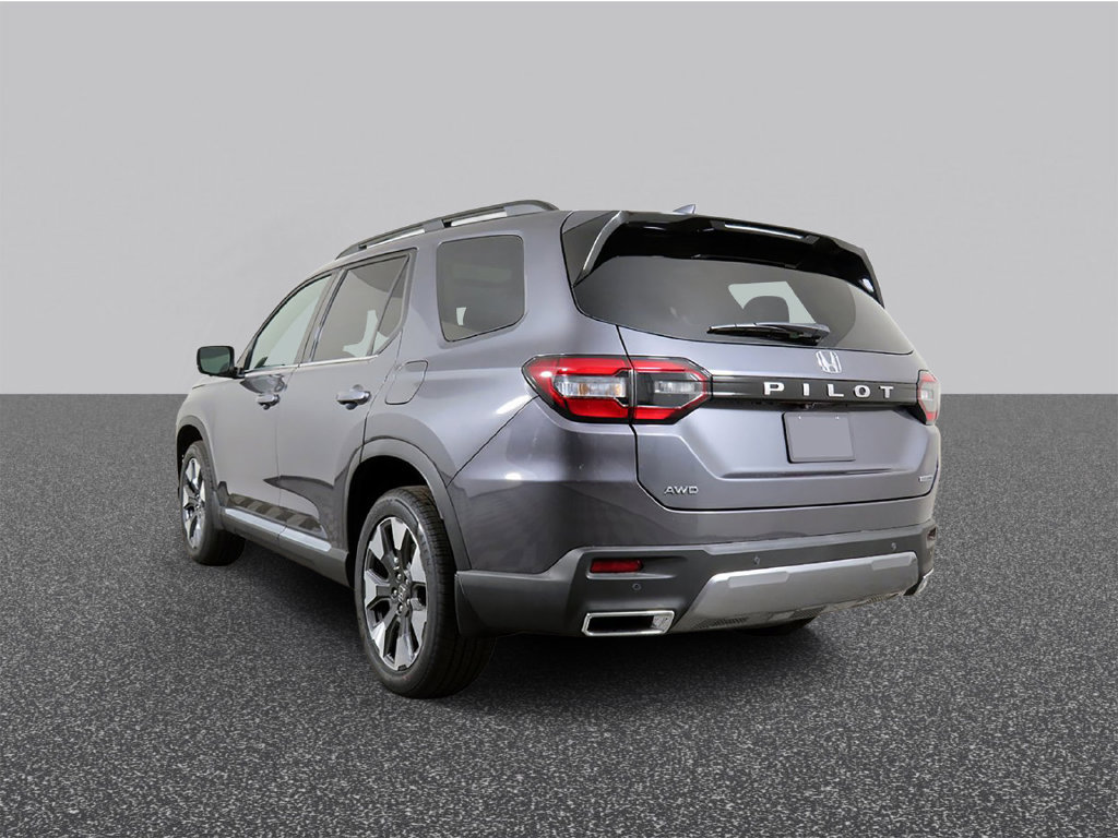 New 2026 Honda Pilot Touring image 4
