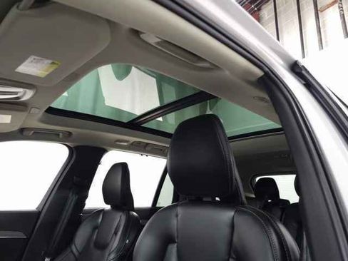 Used 2024 Volvo XC90 B6 Ultimate w/ Protection Package Premier image 16