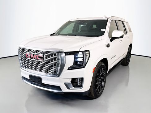 Used 2023 GMC Yukon Denali w/ Denali Reserve Package AWD/4WD image 4