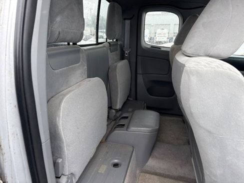 Used 2010 Toyota Tacoma 4x4 Access Cab V6 image 13
