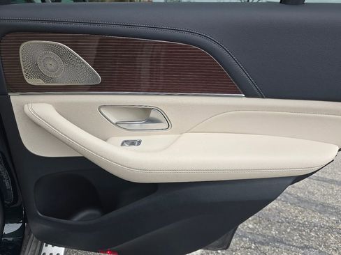 Used 2023 Mercedes-Benz GLE 450 4MATIC image 23