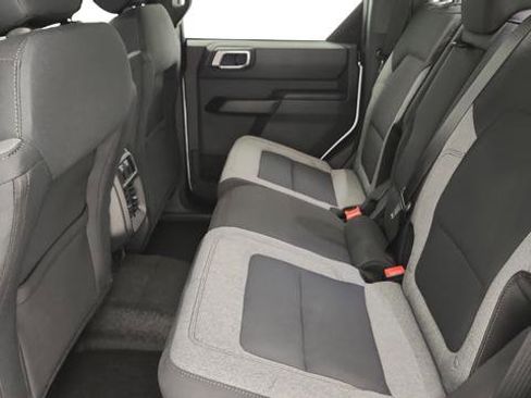 New 2025 Ford Bronco Base image 20