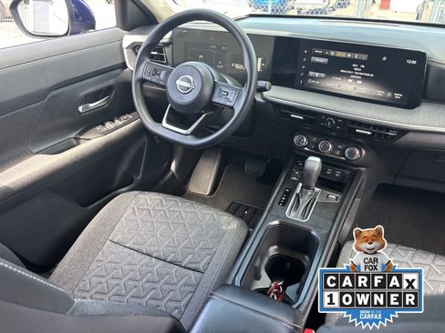 Used 2025 Nissan Kicks SV AWD/4WD image 15