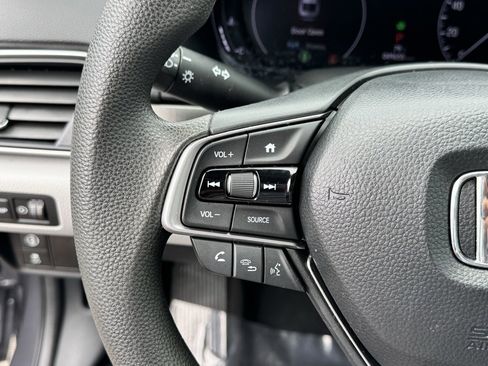 Used 2020 Honda Accord LX image 21