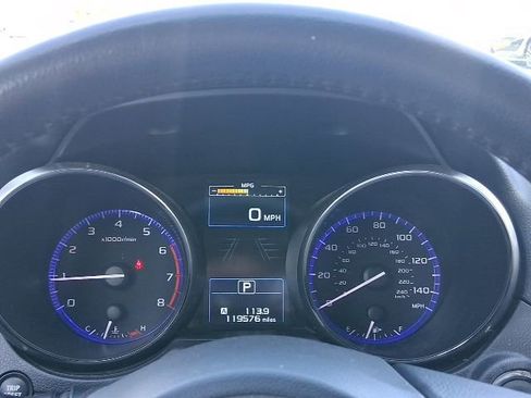 Used 2017 Subaru Legacy 2.5i Limited AWD/4WD image 16