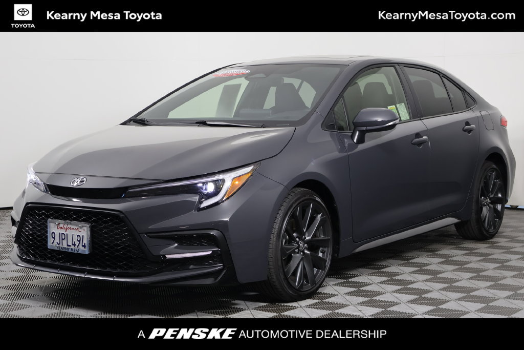 Used 2024 Toyota Corolla SE w/ SE Premium Package FWD image 1