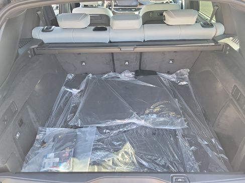 New 2026 BMW X5 xDrive40i w/ Climate Comfort Package image 12