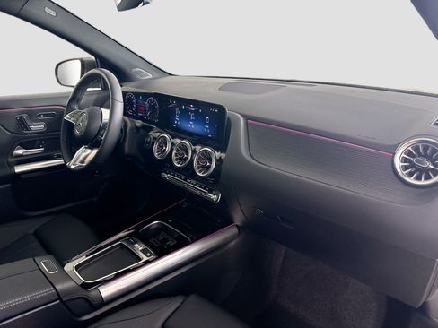 Certified 2026 Mercedes-Benz GLA 250 4MATIC image 36