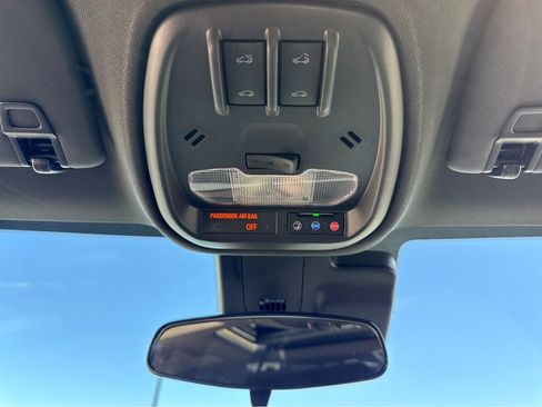New 2026 Buick Envista Sport Touring w/ Convenience I Package FWD image 23