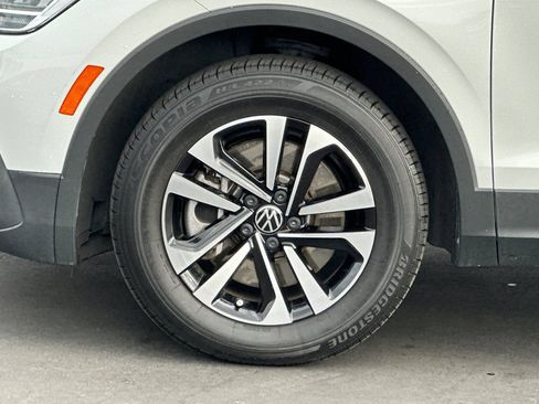 Used 2022 Volkswagen Tiguan S FWD image 28