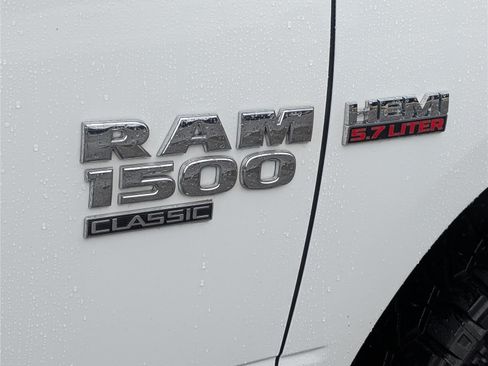 Used 2019 RAM 1500 Big Horn AWD/4WD image 10