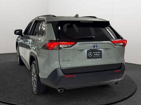 Used 2023 Toyota RAV4 XLE Premium AWD/4WD image 2