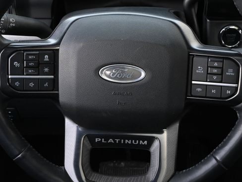 Used 2025 Ford F250 Platinum AWD/4WD image 36