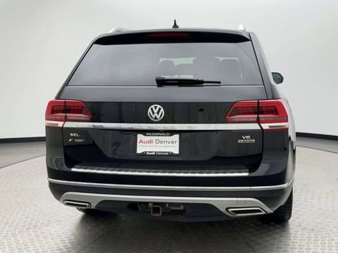 Used 2019 Volkswagen Atlas SEL Premium image 3