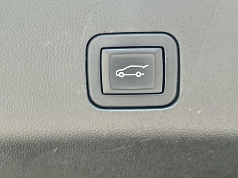 Used 2023 Chevrolet Tahoe Premier w/ Texas Edition AWD/4WD image 15