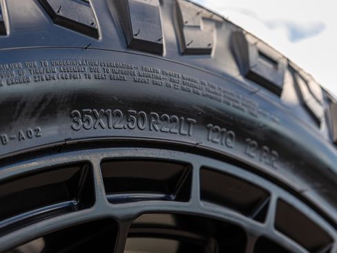 New 2025 Ford Bronco Badlands image 33