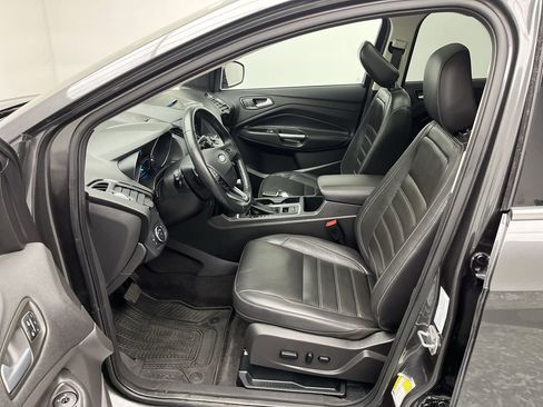 Certified 2018 Ford Escape Titanium w/ Ford Safe & Smart Package image 11