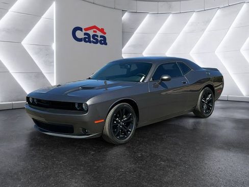 Used 2018 Dodge Challenger SXT w/ Blacktop Package image 7