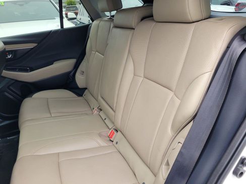 Certified 2022 Subaru Outback Limited AWD/4WD image 17