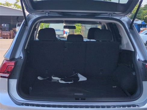 Used 2022 Volkswagen Tiguan S image 29