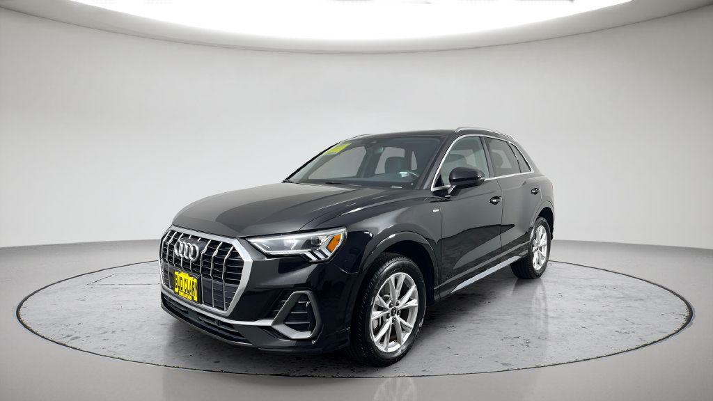Used 2023 Audi Q3 2.0T Premium AWD/4WD image 1