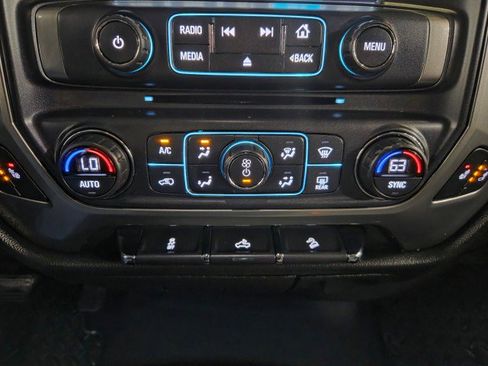 Used 2019 Chevrolet Silverado 1500 LT w/ All Star Edition image 54