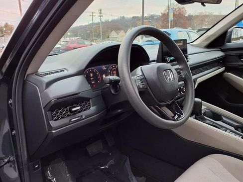 Used 2024 Honda Accord EX image 14