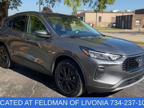 Used 2024 Ford Escape Active w/ Tech Pack #2 image 2