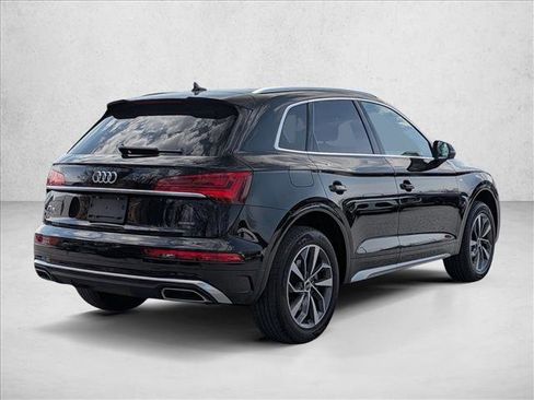 Certified 2023 Audi Q5 2.0T Premium w/ Convenience Package AWD/4WD image 5