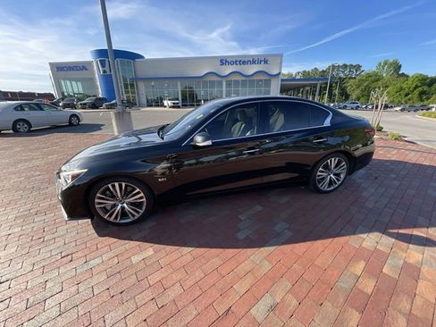 Used 2018 INFINITI Q50 Sport w/ Proactive Package image 11