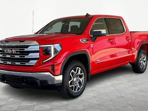 New 2026 GMC Sierra 1500 SLE image 3