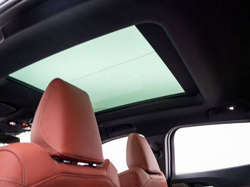 New 2026 BMW X2 xDrive28i w/ Technology Package image 16