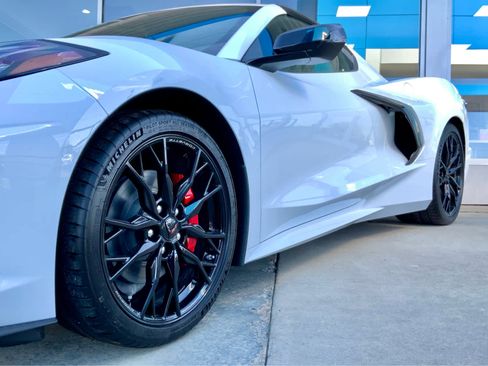 New 2026 Chevrolet Corvette 2LT image 14