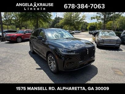 New 2025 Lincoln Aviator 2WD w/ Jet Appearance Package
