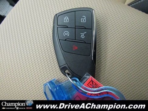 Certified 2026 Chevrolet Equinox ACTIV w/ LPO, Floor Liner Package image 8