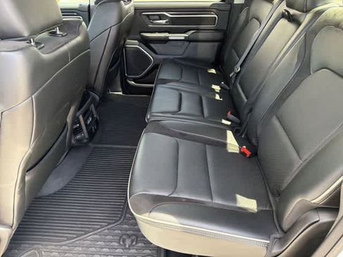 Used 2022 RAM 1500 Laramie AWD/4WD image 16